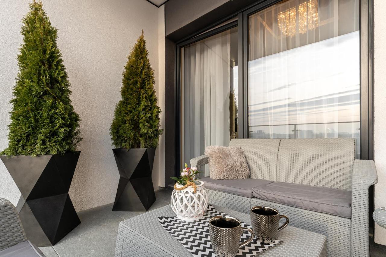 Crystal Luxury Apartments Rakowicka 20H Krakow Ngoại thất bức ảnh